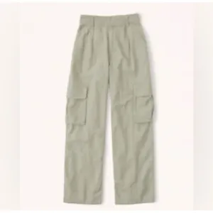 ✨Abercrombie & Fitch Linen-Blend Tailored Ultra Wide-Leg Cargo Sz S Green Pants✨ thumbnail 6