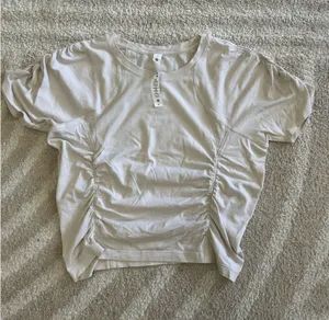 Lululemon Ruched Top thumbnail 1