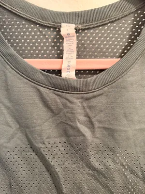 Lululemon Tank Top thumbnail 2