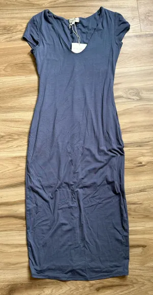 Long dress thumbnail 1