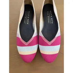 Kelly & Katie Striped Knit Pointed Toe Ballet Flats Washable Pink Blue 7M thumbnail 2