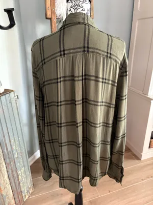 Time & Tru size XXL green & black button down shirt thumbnail 5