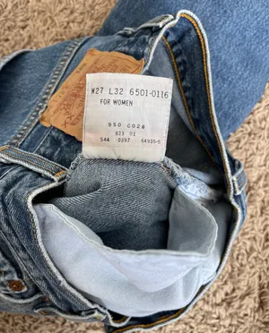 Levi's Vintage Mom jeans 501 thumbnail 9