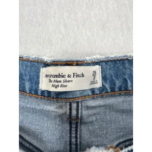 Abercrombie & Fitch High Rise Mom Shorts Light Wash Distressed Denim Size 26 2 thumbnail 2