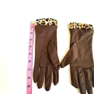 Chilly Jilly brown leopard trim gloves thumbnail 6