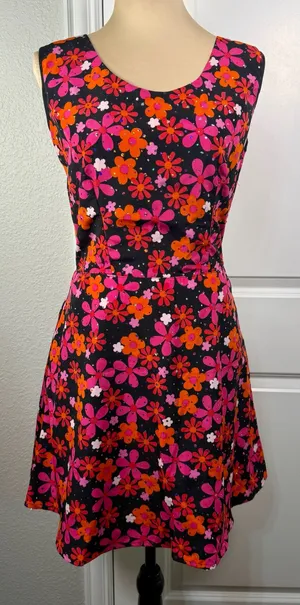 Dallas Fashion by Henny Hughes Vintage 60s Style Mod Floral thumbnail 1