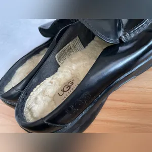 UGG Classic Clog Slip On Black Leather Size 8 thumbnail 5