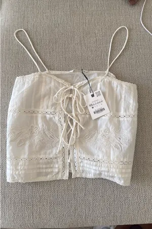 ZARA Embroidered top  thumbnail 3