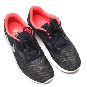Nike | Pink/Grey Tanjun Print Athletic Running Sneakers thumbnail 2