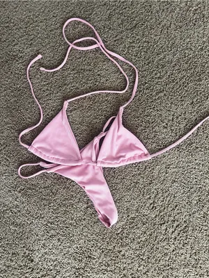 Pink Bikini Set Size M thumbnail 3