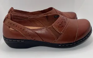 CLARKS Evianna Slip On Shoes Brown Leather Women’s 6.5 W Wide thumbnail 1