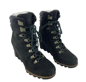 Sorel Black Ankle Boots with Tan Soles thumbnail 1