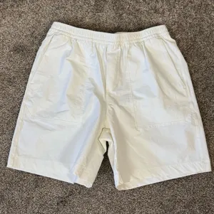 Lululemon Bowline Shorts Men’s 8" thumbnail 1