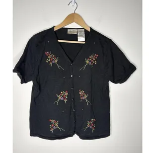 Vintage KATHIE LEE Womens Large Cardigan Sweater Short Sleeve Black Embroidered thumbnail 1