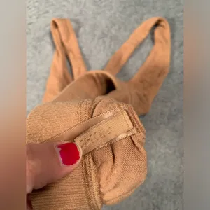 Skims Tan bra Bralette medium thumbnail 6