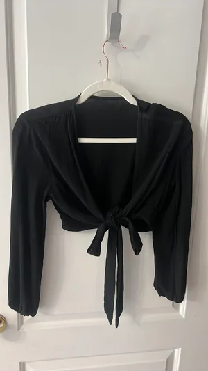 Black tie crop top thumbnail 1