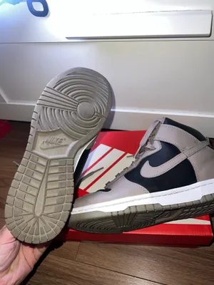 Nike Women’s Dunk High Moon Fossil thumbnail 5