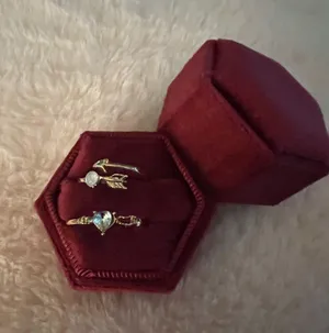 Gorgeous Gold 2 Piece Adjustable Ring Set Size 7 thumbnail 1