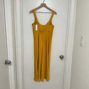 Francesca's Mi Ami |‎ NWT Mustard Yellow Satin Tie Front Midi Dress, Size M thumbnail 5
