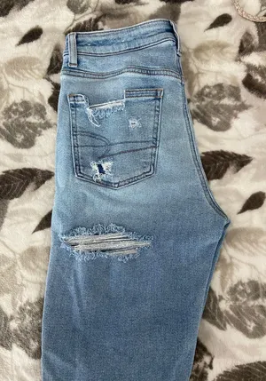 American Eagle Outfitters Distresses Jeans thumbnail 2
