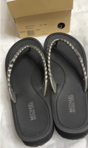 Michael Kors Flip-Flops 8  thumbnail 2