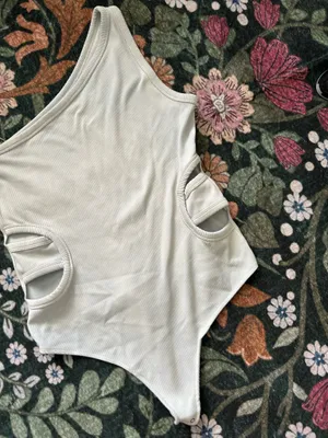Abercrombie Bodysuit XL thumbnail 3