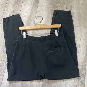 COS Silk Pants high rise pleat straight leg crop womens Black (size 2) office thumbnail 5