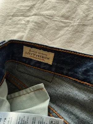501 Original Fit Levi’s Jeans thumbnail 4