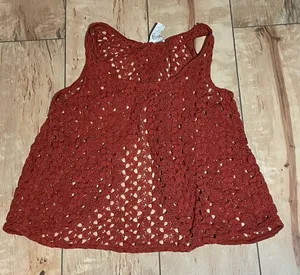 Mimi Chica - crochet tank top - women’s size small -‎ burnt/orange rust thumbnail 1