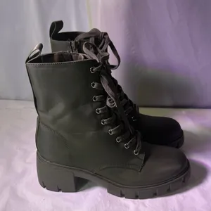 Steve Madden Khaki Lace-Up Combat Boots thumbnail 3