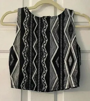 Silence Noise High Neck Cut Out Back Print Crop Top‎ Zipper Back Size S thumbnail 1