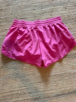 Lululemon Hotty Hot 2.5" thumbnail 2