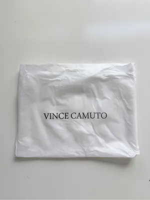 NWOT Vince Camuto Pebbled Vegan Leather Tote thumbnail 5