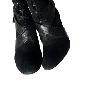 Cole Haan Vtg Y2K Black‎ Suede Faux Leather Strap Zip Tall Boot Heel Womens 6 thumbnail 6