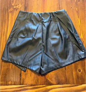 Shein Faux Leather Skirt Black thumbnail 2