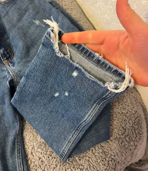 Abercrombie High Rise Skinny Jeans thumbnail 7