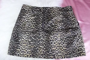 Forever 21 leather-like leopard print mini skirt thumbnail 4