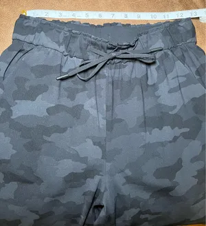 Lululemon Keep Moving Pant 7/8 High-Rise Incognito Camo Multi Grey Size 6 NWOT thumbnail 5