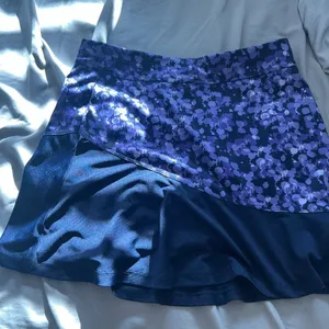 PGA Tour purple skort‎ size small thumbnail 1