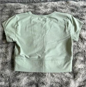 Old Navy Powerchill Workout Top - Pale green Small thumbnail 2