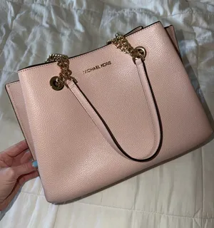 Michael Kors Purse thumbnail 1