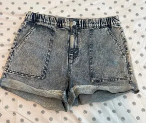 White Fable Shorts thumbnail 1