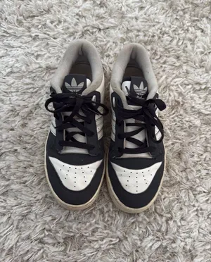 Adidas Shoes thumbnail 1