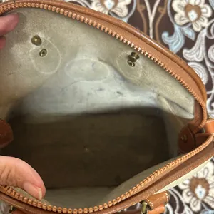 Vintage Dooney & Bourke Cream and Brown Satchel thumbnail 14
