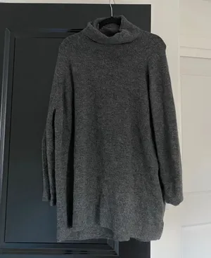 Hennes & Mauritz Gray Turtleneck Sweater Dress thumbnail 5