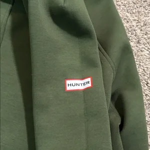 Hunter Pullover size medium Green thumbnail 4