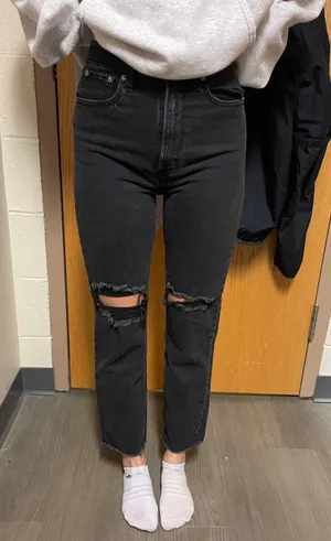Jeans thumbnail 2