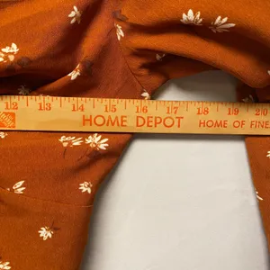 Abercrombie Fitch Rust Floral Twist Front Smocked Waist Babydoll Blouse Top Sz S thumbnail 9