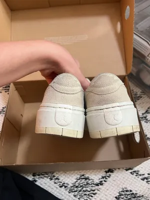 Nike Shoes thumbnail 4