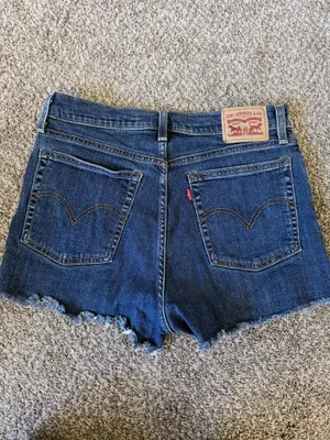 Levi’s Shorts thumbnail 2